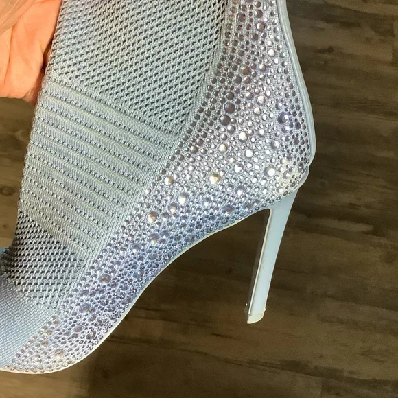Steve Madden Maxwelle Light Blue Rhinestone Accent Bootie - Picture 8 of 9